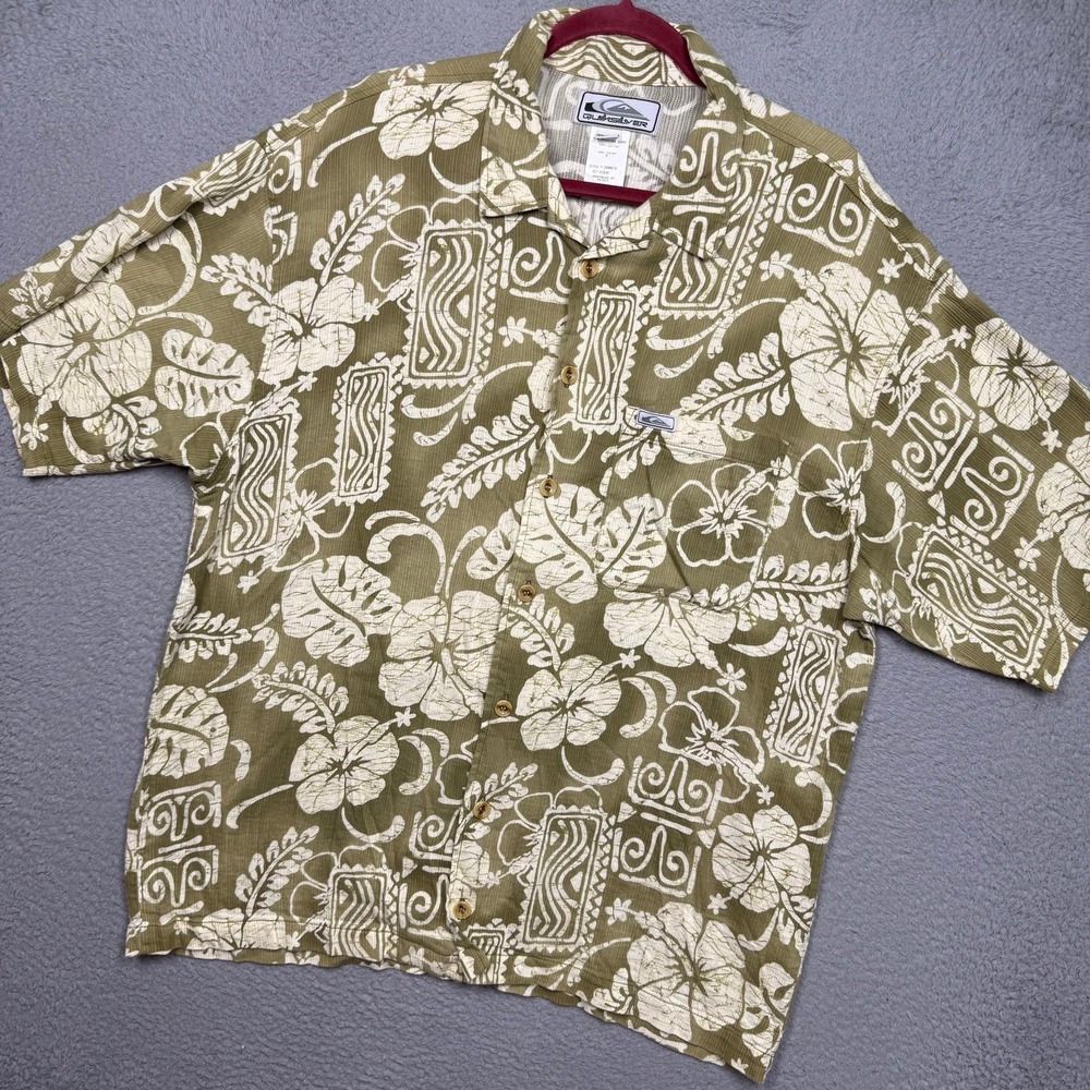 Vintage Quiksilver Hawaiian Floral shirt